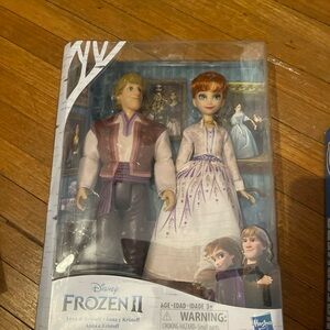 Disney Frozen II Anna and Kristoff Doll Set with Purple and White Outfits